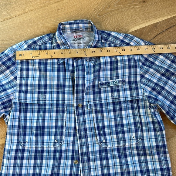 Mens IZOD SURFCASTER Performance Short Sleeved Casual Button down shirt Size M - Picture 9 of 12
